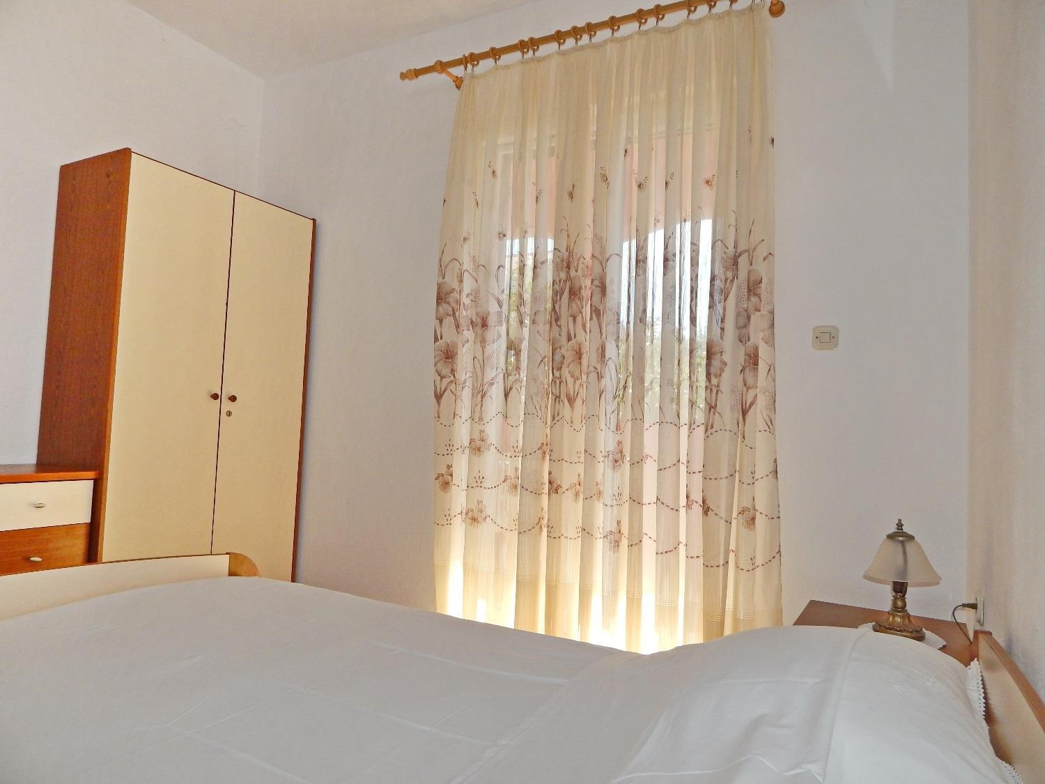 Apartments Luce - Family Friendly & Parking Паг Экстерьер фото